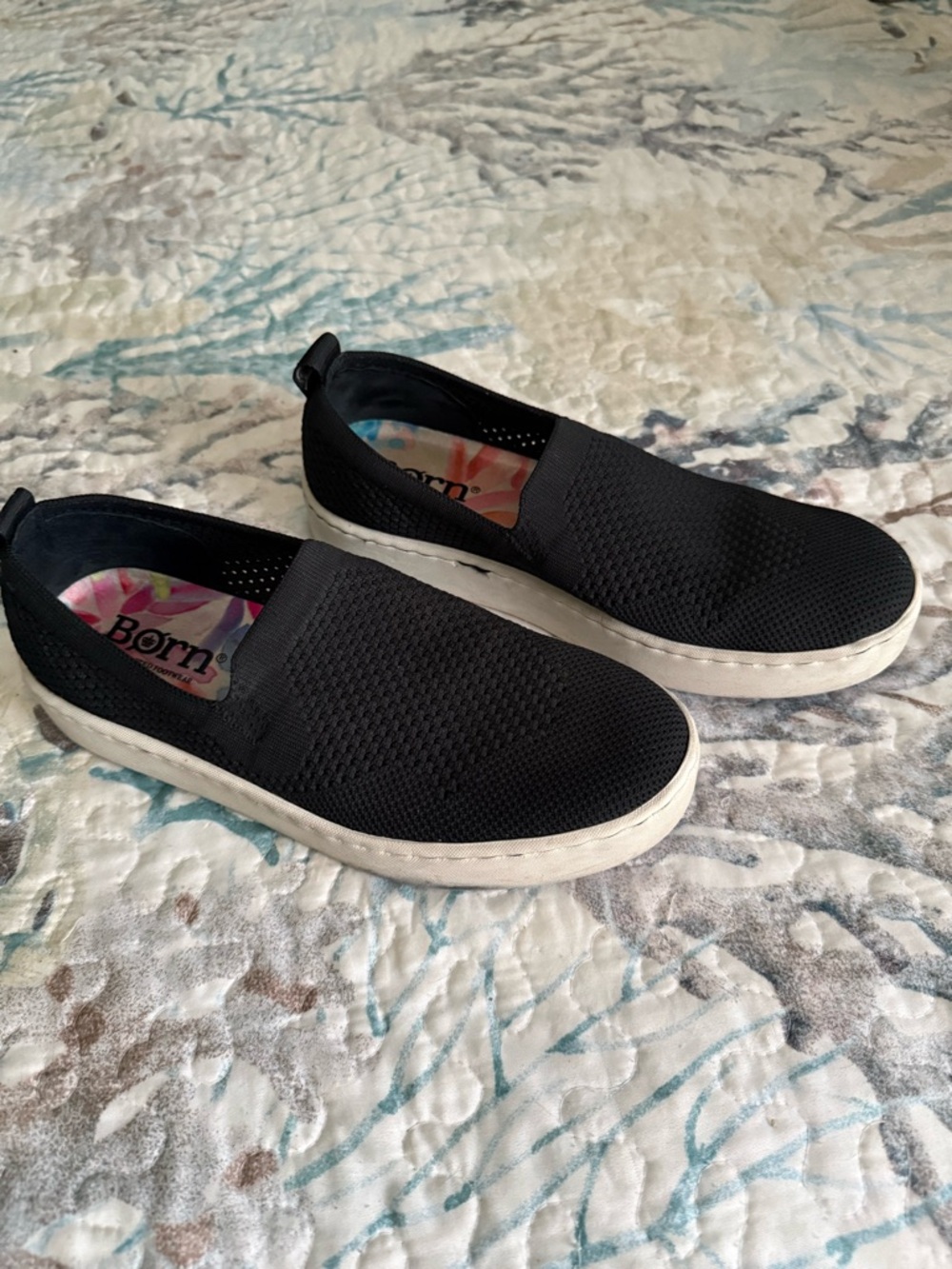 Born Women’s Black Knit Slip-On Flats - Picture 2 of 3